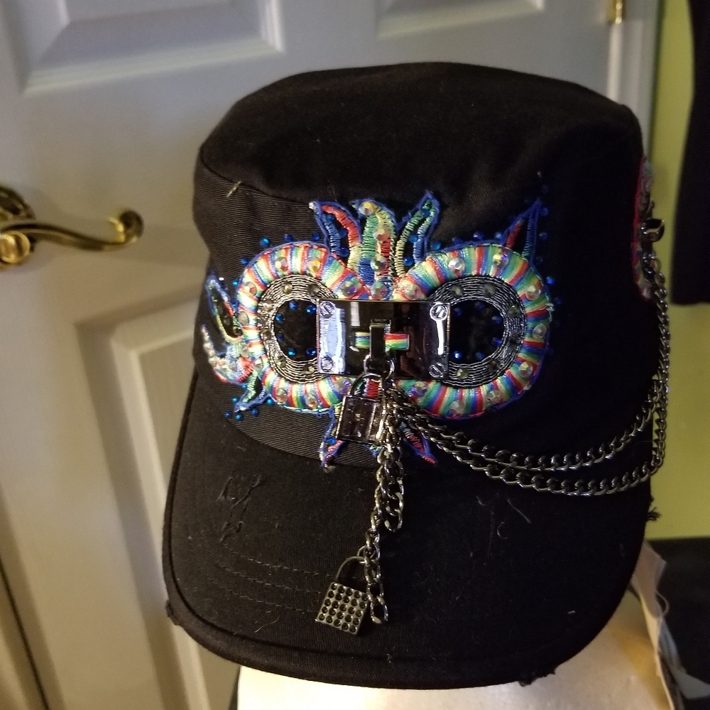 Dream Control Hat - Picture 7 of 8